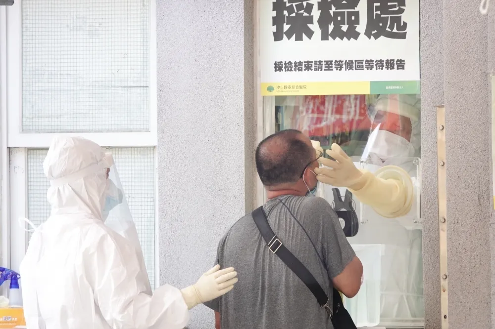 【快訊】本土219+死亡22　「新北123例最多」