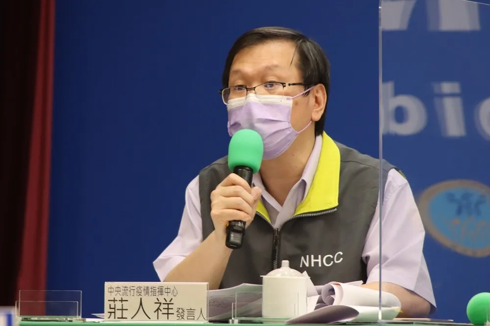 【具慢性病史】8旬老翁打AZ疫苗隔日死亡　台中2死還沒通報