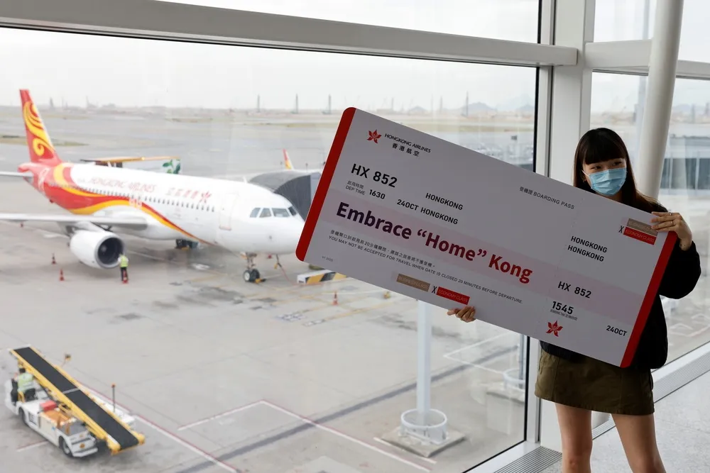 疫情壓垮產業　香港航空傳將裁撤千名機組員工