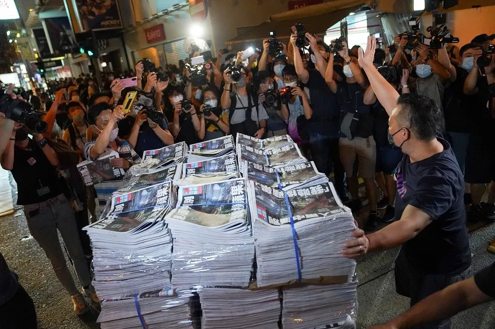 歐美英加紛紛譴責北京　停刊蘋果日報摧毀香港言論自由