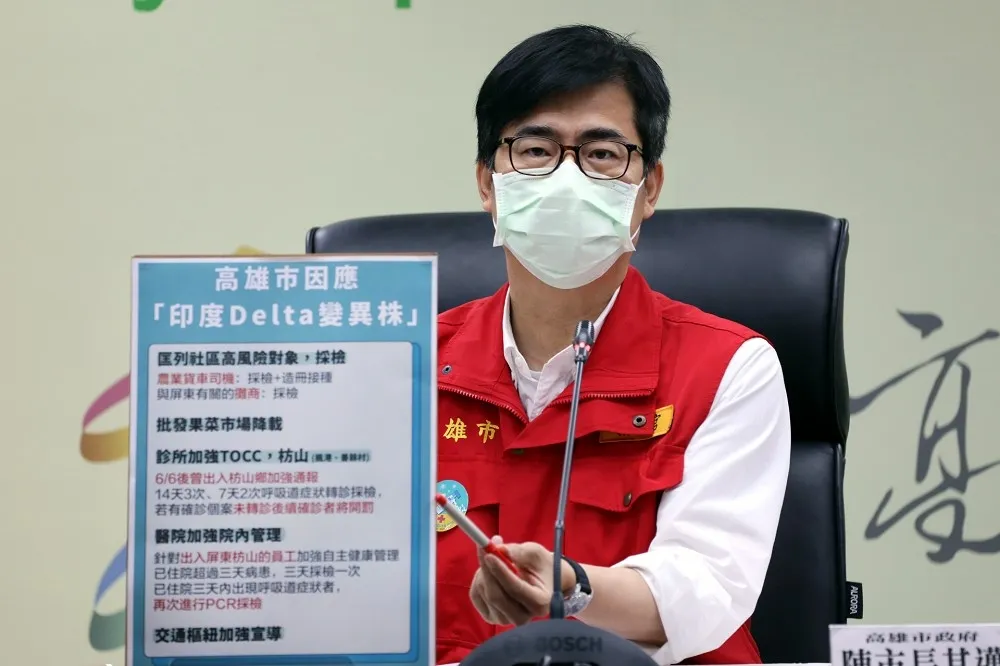 高雄仁武群聚延燒！　鳳山「封樓」跨樓層2戶5人染疫
