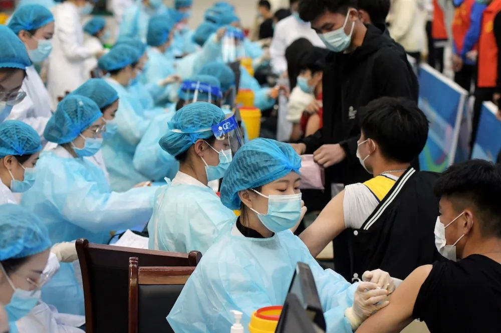 中國疫苗能有效防堵Delta變種病毒？　專家說法不一、數據零碎難判斷