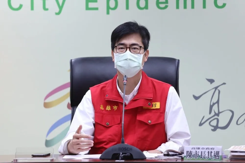 【鳳山清樓送隔離】名律師怒槓高市府　陳其邁「跟病毒賽跑」盼市民體諒