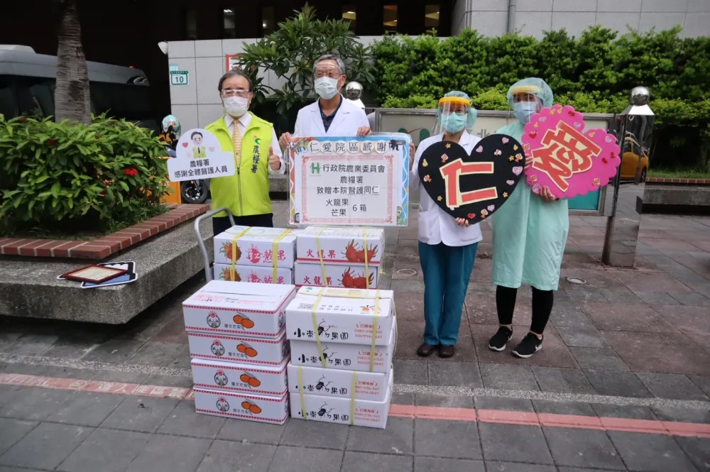 台灣水果正好吃 跨界攜手一起作伙挺醫護 