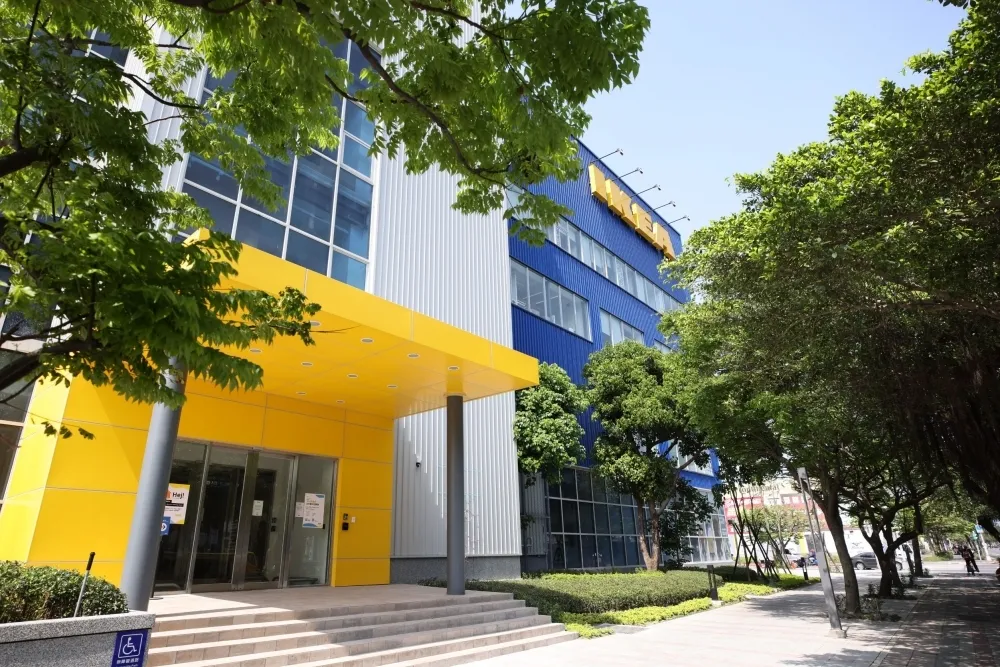北市公布確診者足跡　竟連2天逛內湖IKEA、好市多