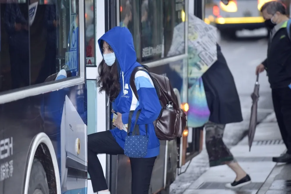 【擴大採檢逾80人】北市218公車司機確診　7/12到7/14都有上路
