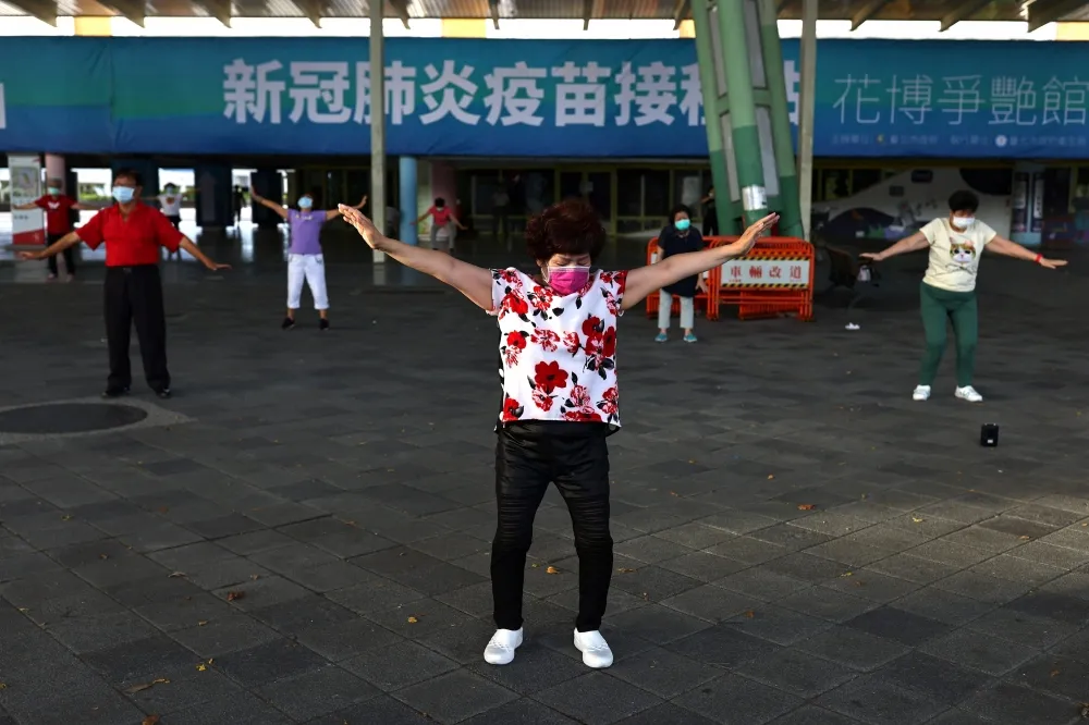 【快訊】確診數又回彈！本土+15、添4死　陳時中：疫情仍穩定控制