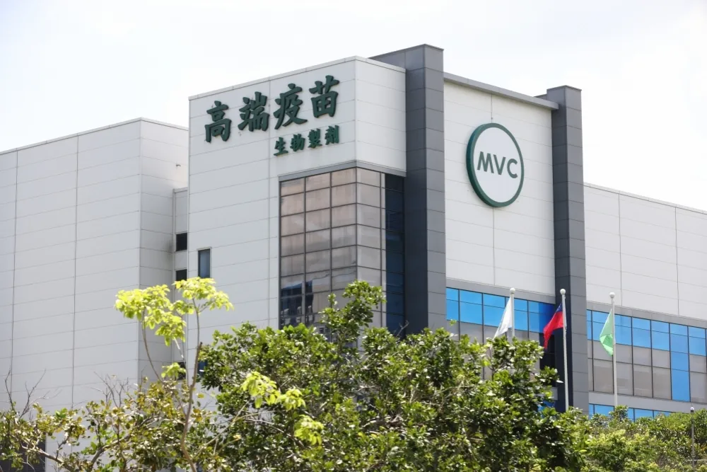 【快訊】高端疫苗獲緊急授權　衛福部核准專案製造