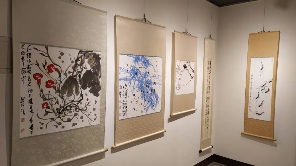 《海峽公益藝術收展  》缐上發表展出 七月起常駐新北市 東方藝術學苑