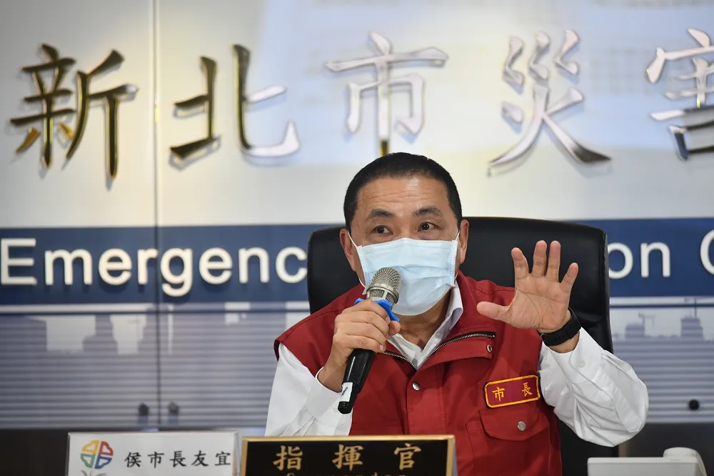 民政局稱降級後可普渡禁擲筊　侯友宜驚呆忙搶話