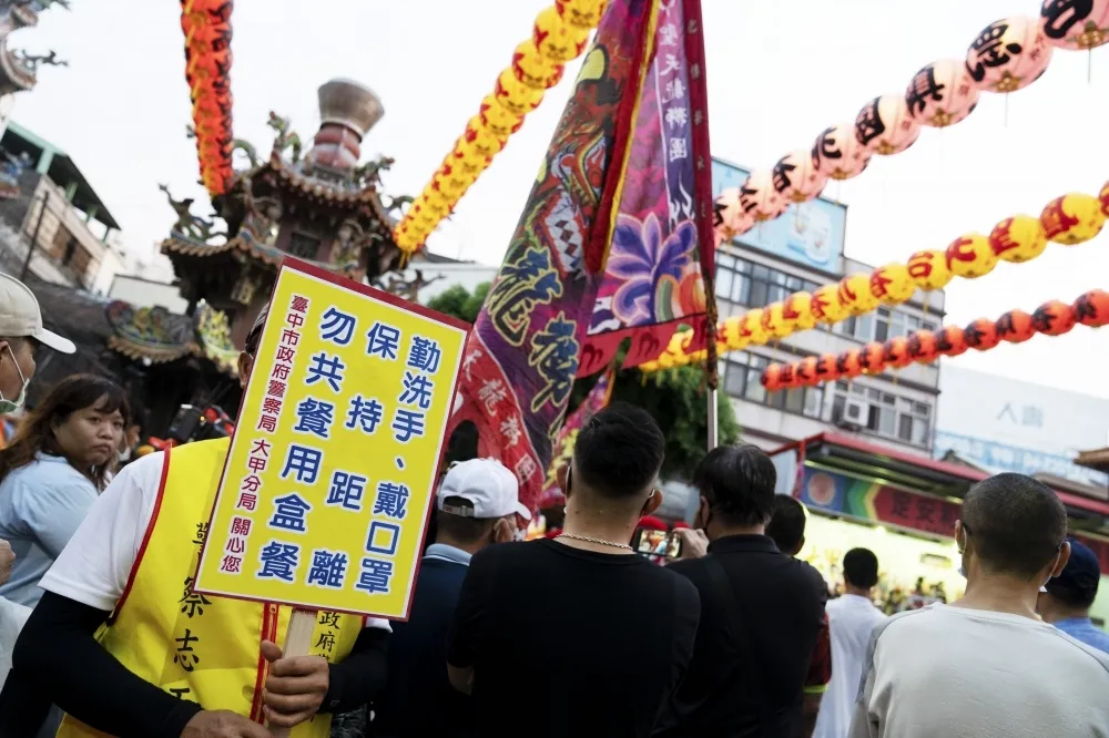 【727降級】普渡、公祭有條件鬆綁　納骨塔參拜維持室內最多50人
