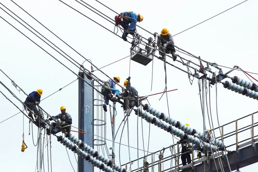 陳炳煇、江雅綺：電力交易平台誕生　打破台電壟斷