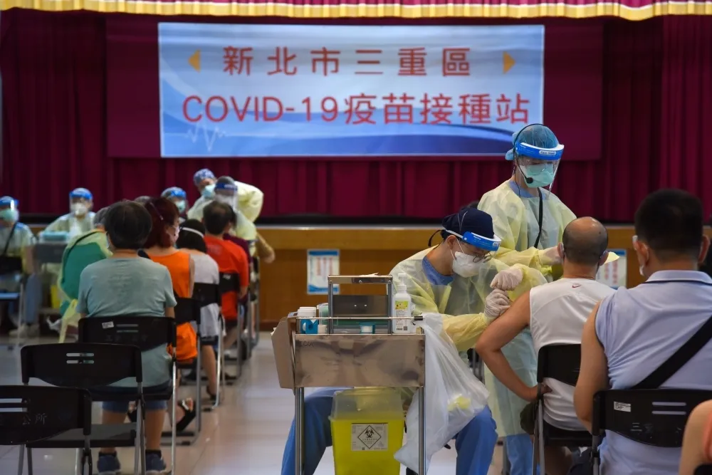 侯友宜曝新北疫苗只夠打到7月底　8月前4天恐無疫苗可打