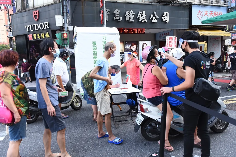 本土+18、境外+2　陳時中：疫情可控制　