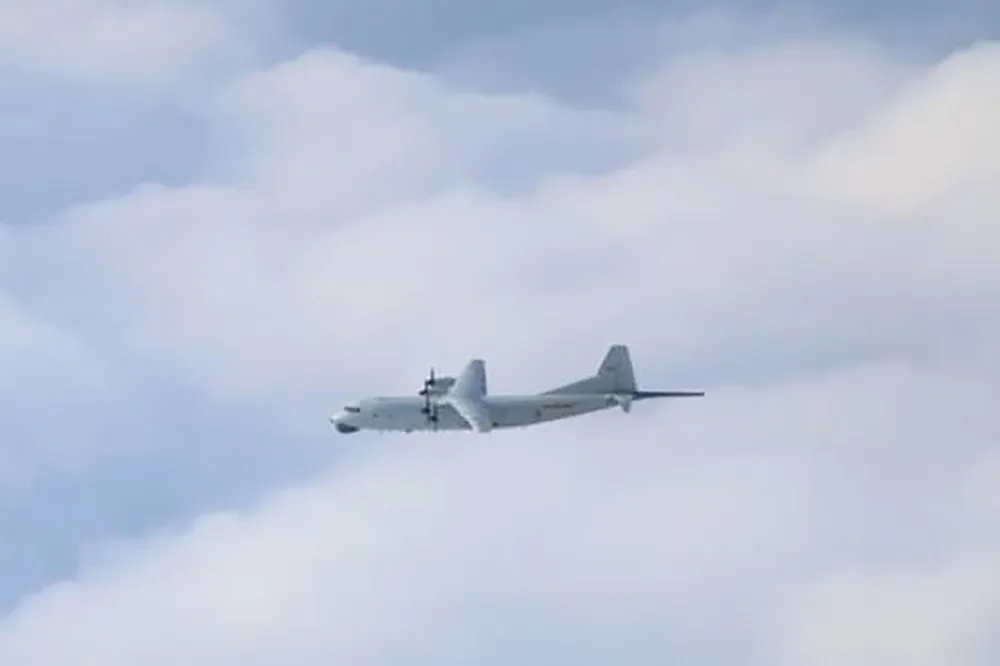 不甩東奧照樣亂　解放軍機一早闖我西南空域遭驅離