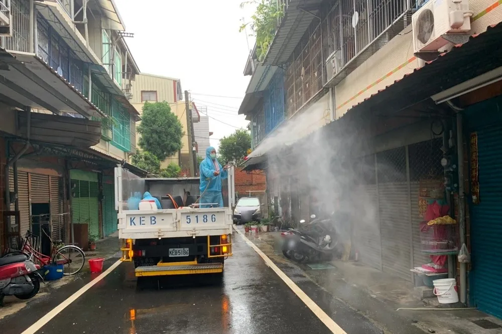 嘉義新增2家庭群聚確診　縣市餐飲禁內用延長至8/9
