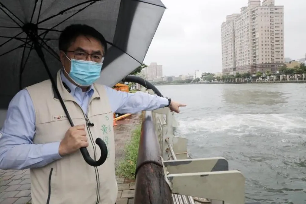 熱帶性低氣壓遠離　台南市長黃偉哲籲請民眾不可大意　仍要留意氣象並做好預防措拖