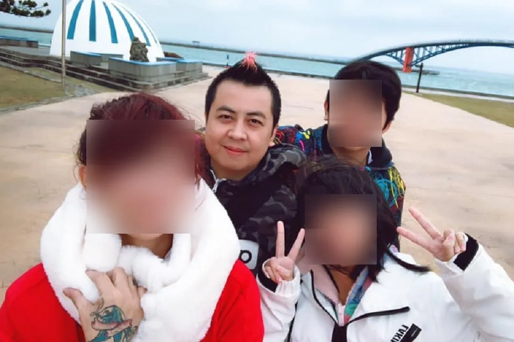 傳奇刺青師曾拿愛妻當畫布　告別式後妻淚憶「全是最美的印記」