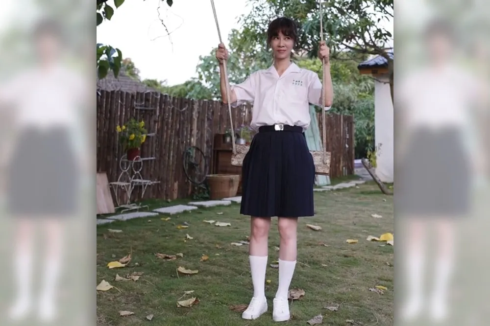【《俗女2》收視破5兌現承諾】謝盈萱制服正面照曝光　網友誇：女神360度都很正