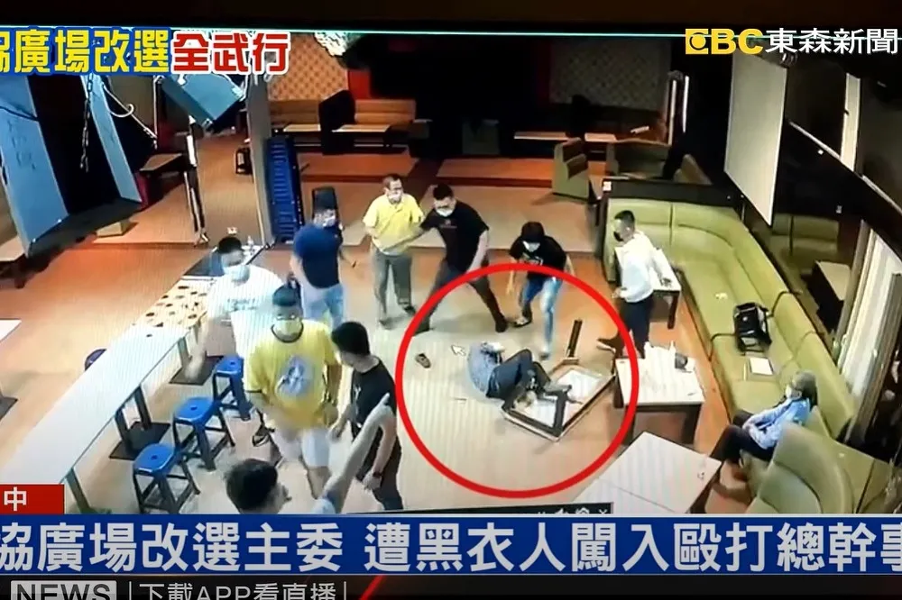 搶1個月1.2億商機！台中東協廣場主委改選變大亂鬥　9煞砸場毆總幹事