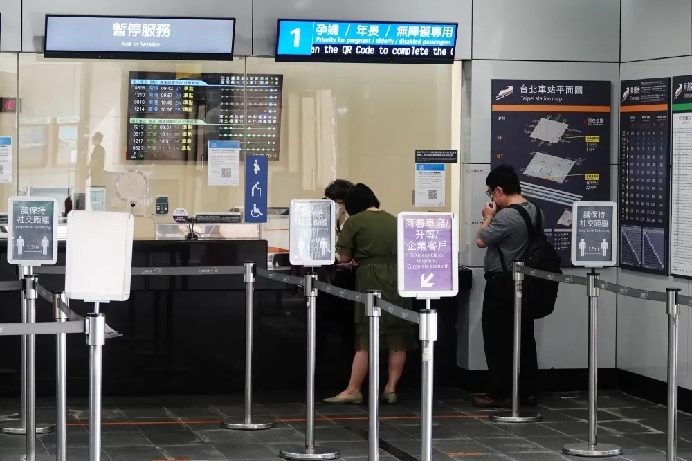 高鐵中秋疏運加開179班次　20日開放線上訂票