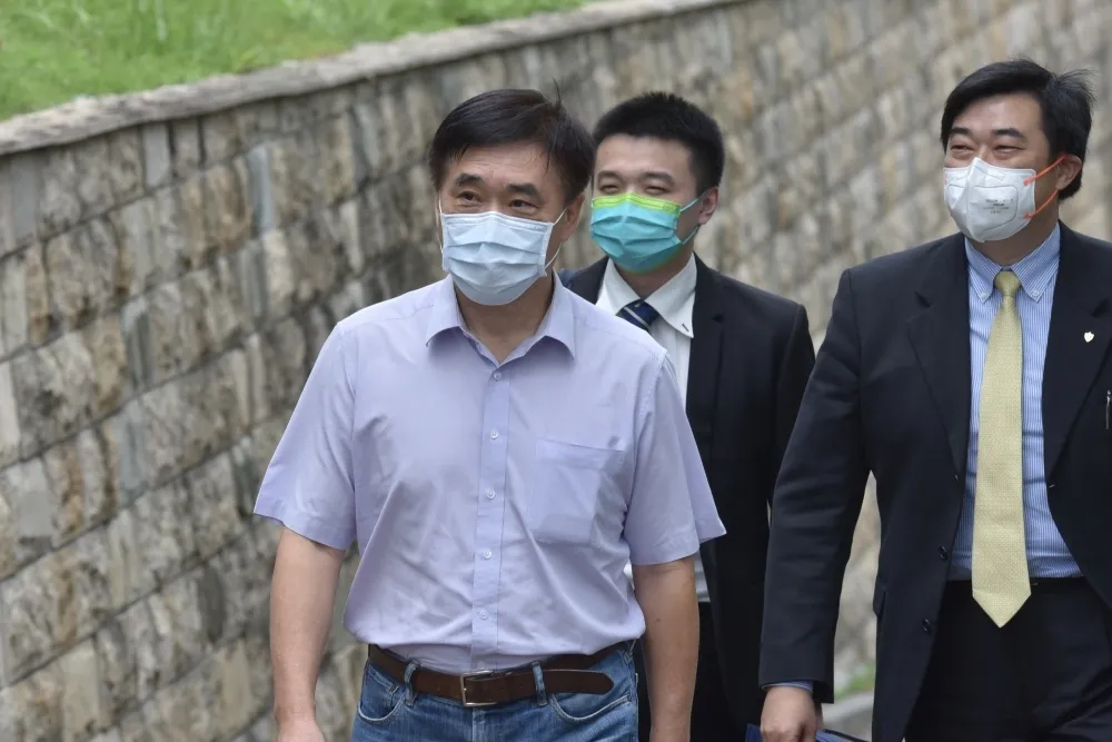 聲請停止高端EUA遭駁　郝龍斌：遺憾法院未從民眾生命安全來考量