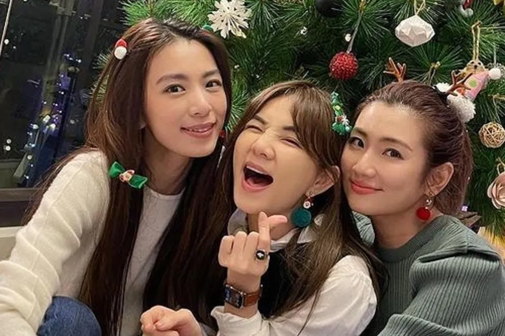 【金曲32】田馥甄三輪激戰險勝中國歌手譚維維封后　Ella、Selina喜極而泣合體慶功