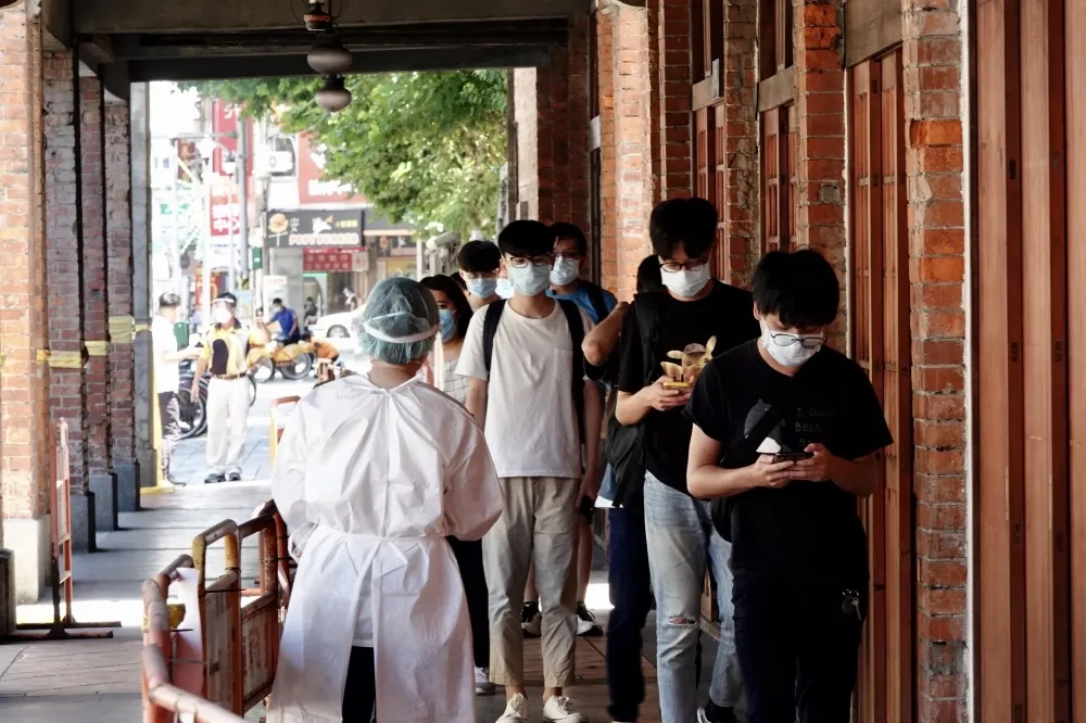 北市增3染疫者竟全是年輕人　年齡僅10～20歲
