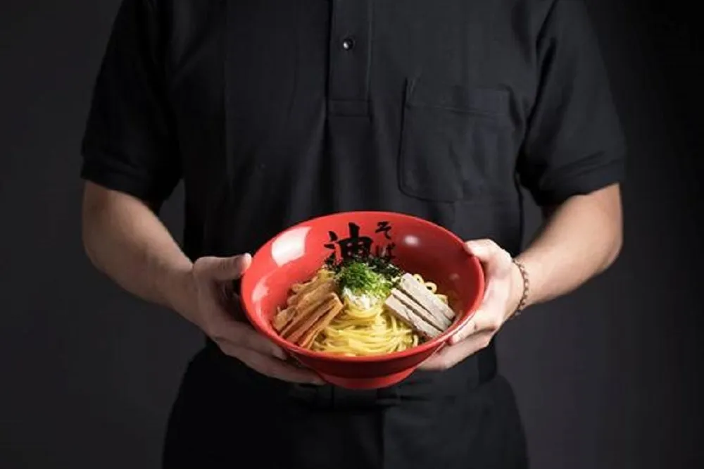 限時四天！東京油組総本店 8/24~8/27 油麵不限口味、份量通通 200 元