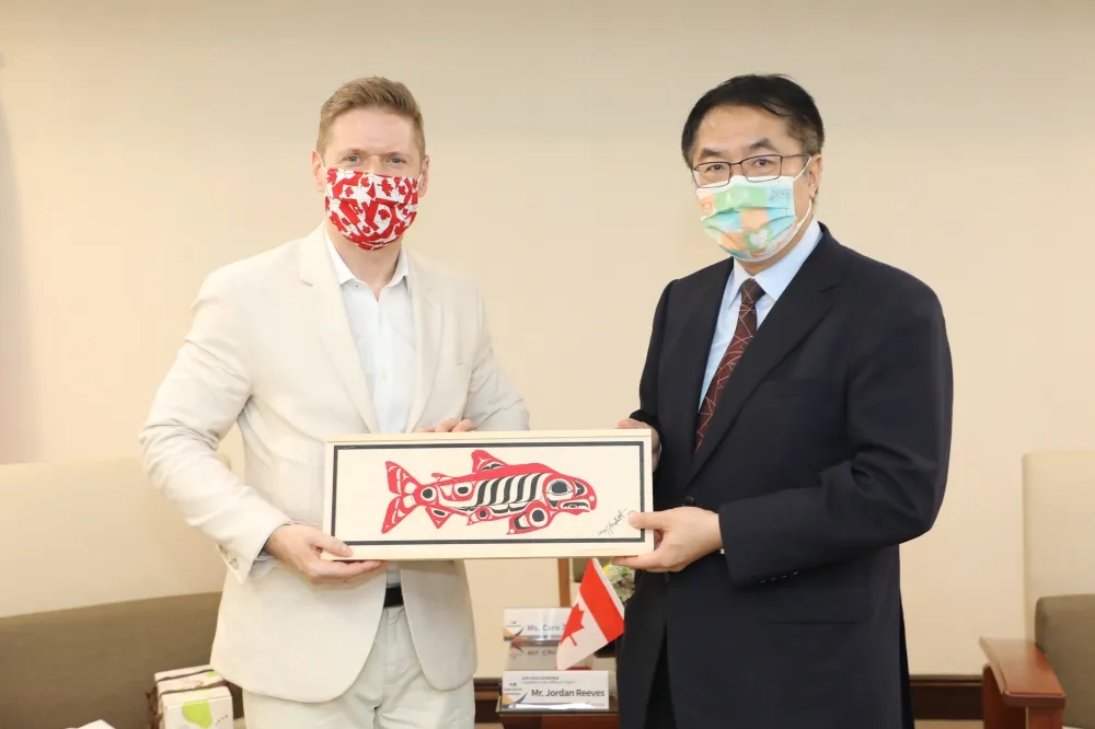 加拿大代表芮喬丹訪台南盼加深文教合作 黃偉哲大表支持