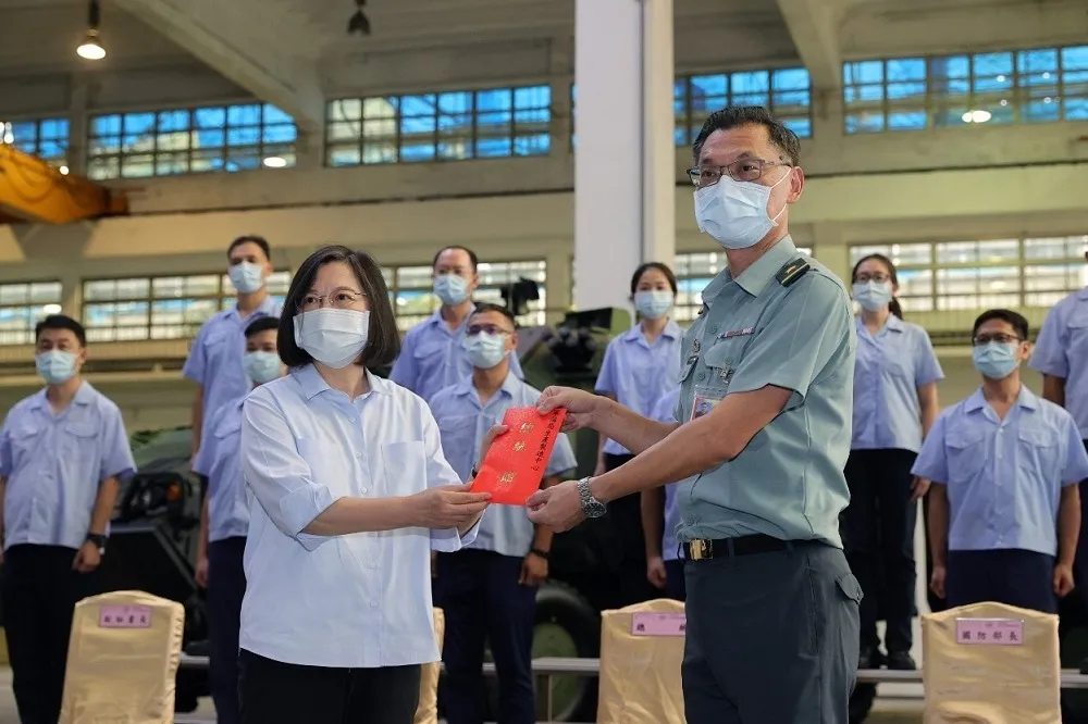 【九三軍人節】國軍是國人最安心的支柱　蔡英文致謝：我以你們為榮