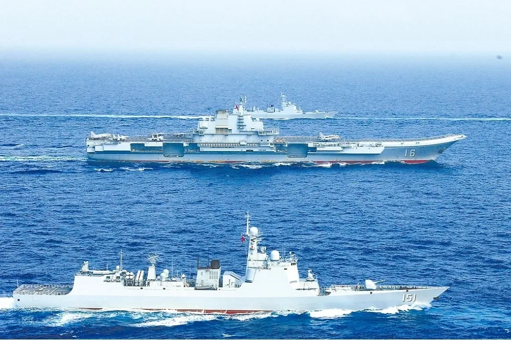 解放軍干擾日本周邊海空域