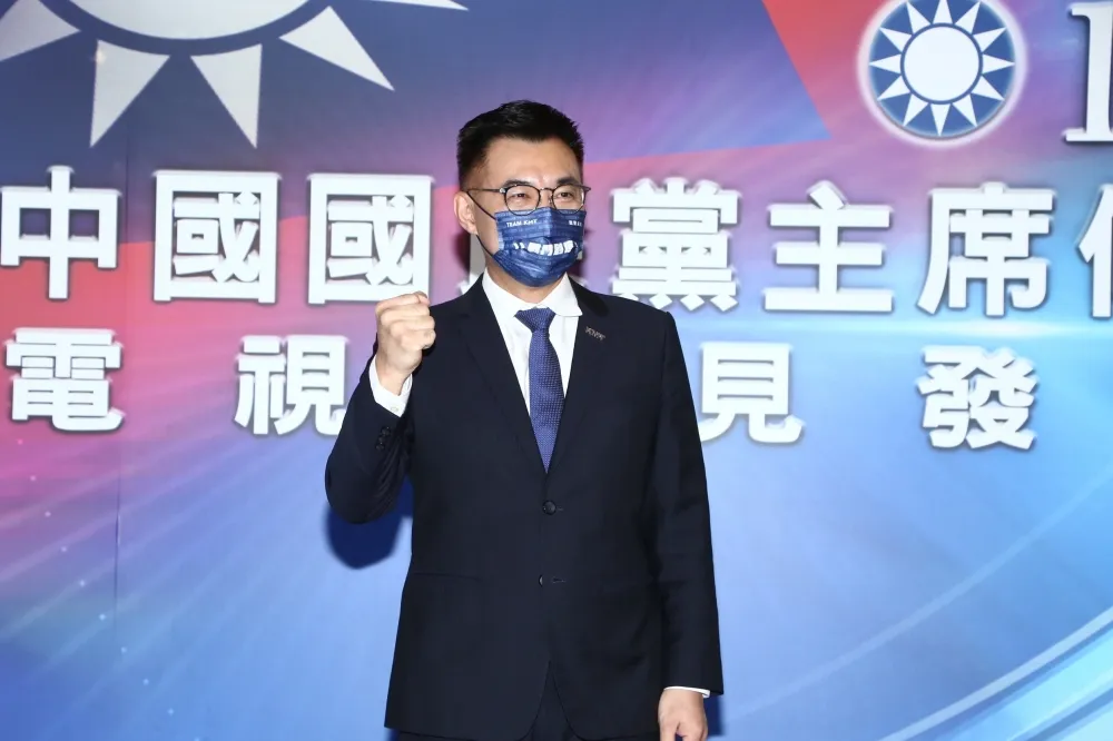 【藍黨魁辯論】「選我就是選未來！」江啟臣呼3口號5目標　拚破除領導力質疑