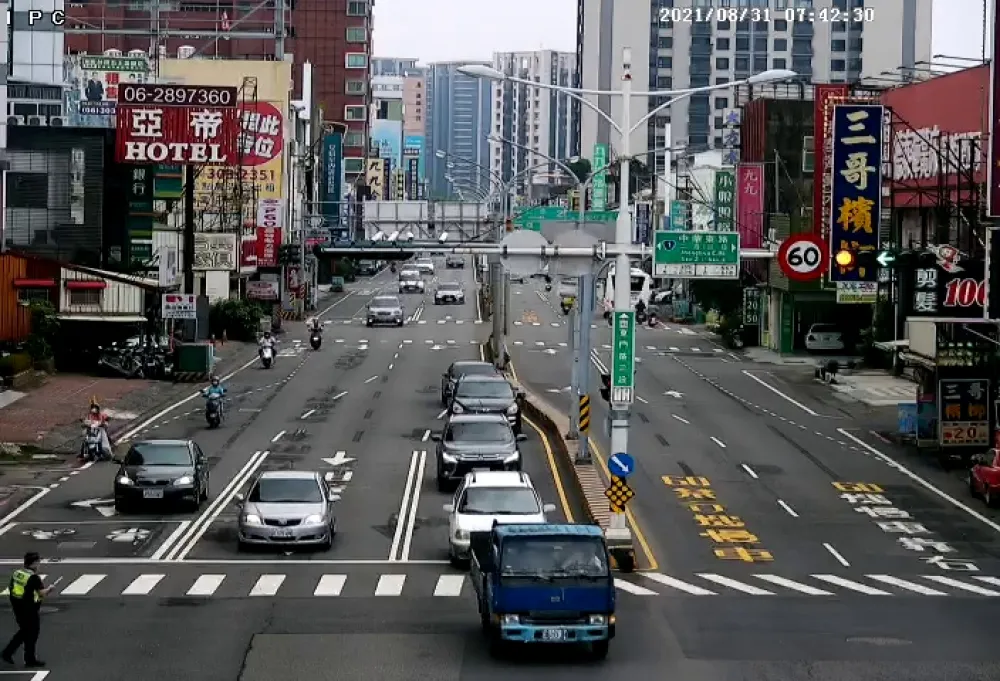 台南易壅塞路廊改善滿月             永康及仁德交流道已顯成效