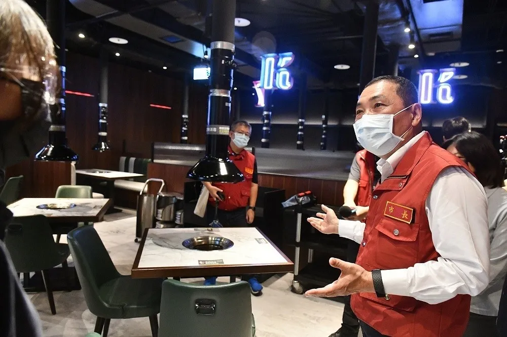 【快訊】新北疫情升溫　侯友宜宣布9日起餐飲暫停內用1周