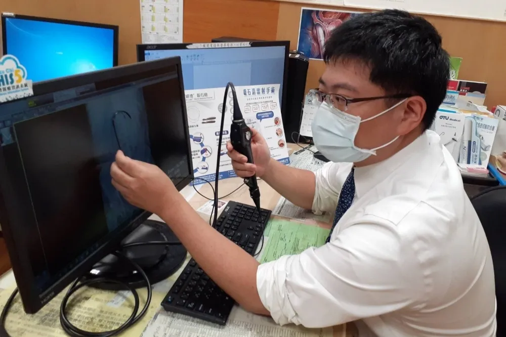2 歲娃竟罹患「腎結石」！台北慈濟醫院引進「最新技術」讓手術更安全、有效降低感染風險