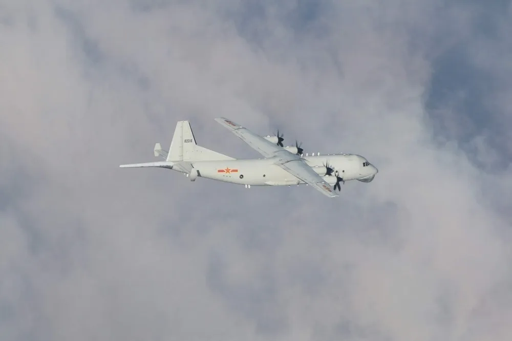 解放軍颱風前再擾一波！　中國運8反潛機10日遭我防空飛彈追監