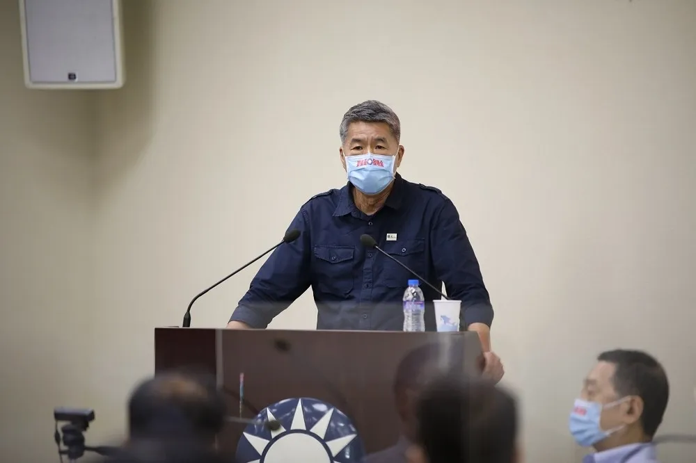 張亞中遭送考紀會　朱立倫、江啟臣同感錯愕盼黨中央收回成命