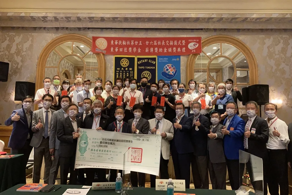 北市東華扶輪社發田徑獎學金　長跑好手謝千鶴獲頒3萬　