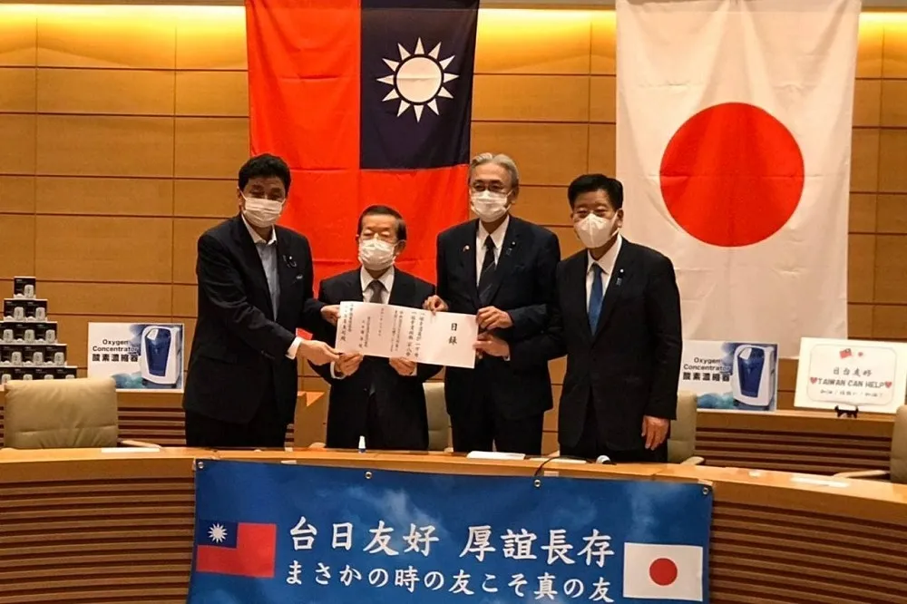 【台日麻吉】我贈1萬台血氧儀+千台製氧機　報答日本連5波送疫苗