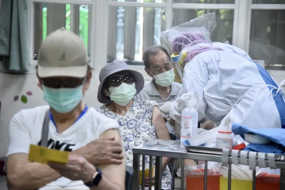 莫德納混打BNT到底行不行？　毒理專家打臉：不合邏輯