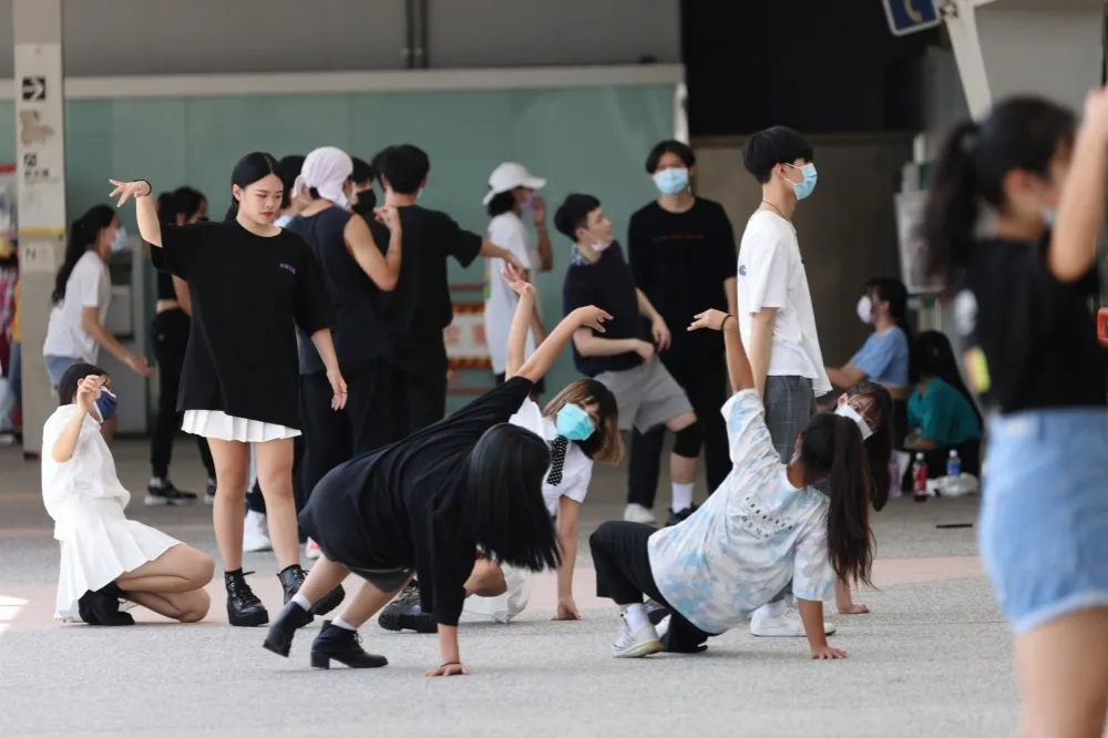 【23日開打】學生注意！接種BNT兩周內勿劇烈運動　驚現5大症狀速就醫