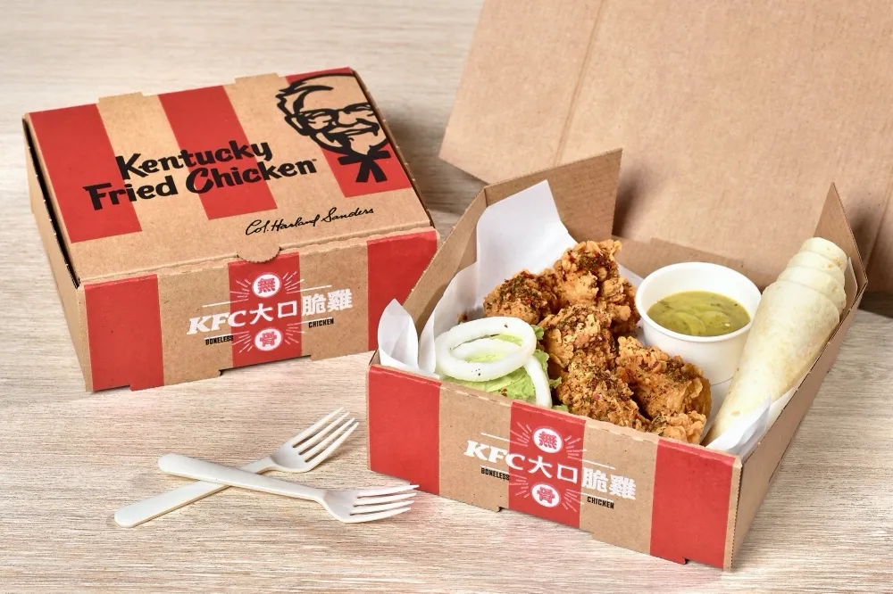 【有片】想怎麼吃自己包！肯德基 9/28 起限期推出全新主餐「綠咖哩無骨脆雞自捲餅」