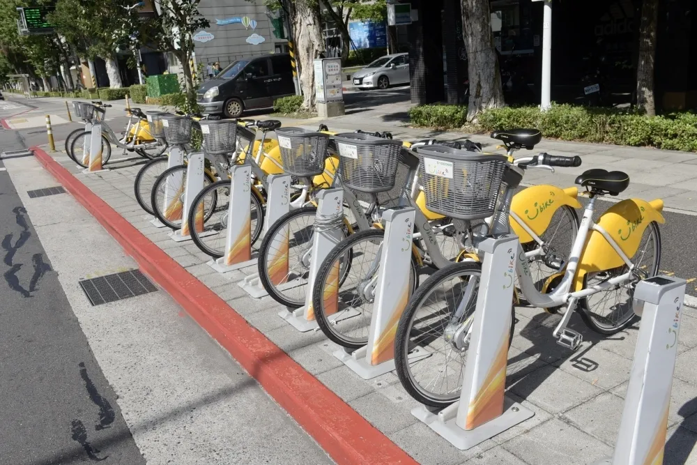 北市YouBike花一年汰換成2.0站點　1.0舊車透過惜物網拍賣
