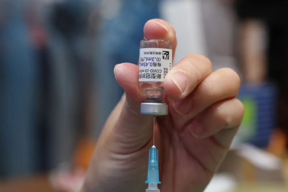 下輩子恐打疫苗到死？　重症醫：3大條件若持續就要