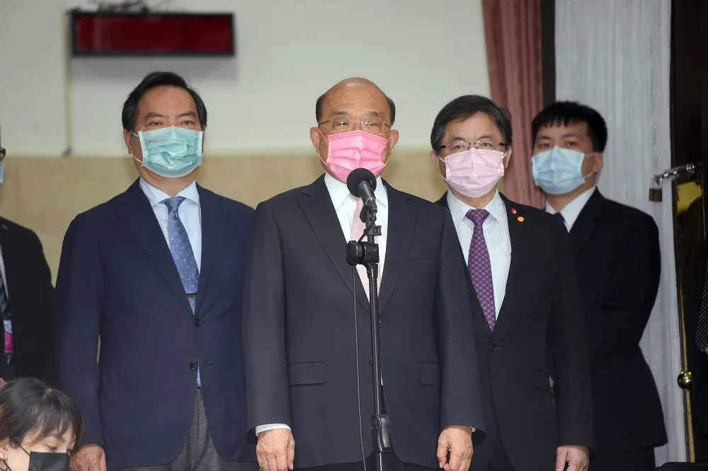 蘇貞昌批解放軍頻擾台「越來越過分」　再嗆國民黨增長敵人威風