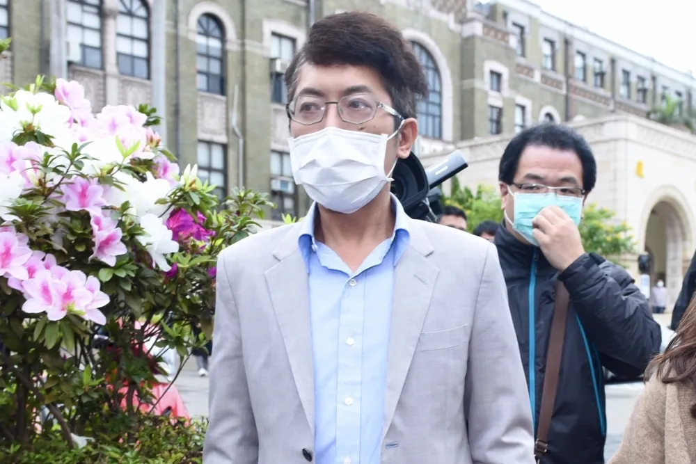 丁允恭酒駕肇事竟獲不起訴　理由是他能完成同心圓等3測試
