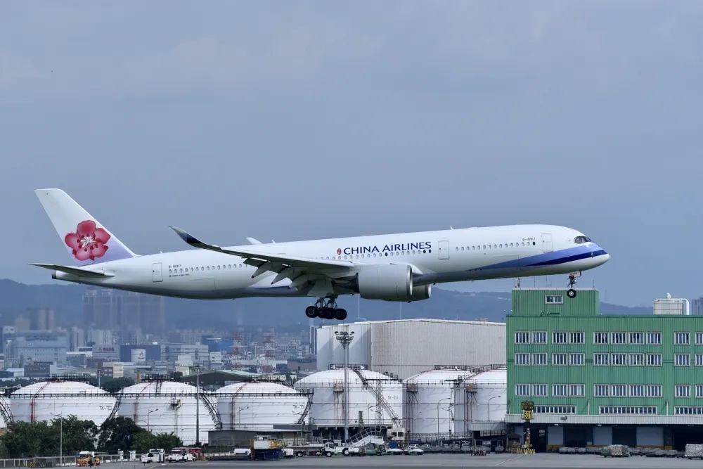 【10/6完整疫報】0本土、5境外、0死亡　華航女機師遭突破性感染列境外