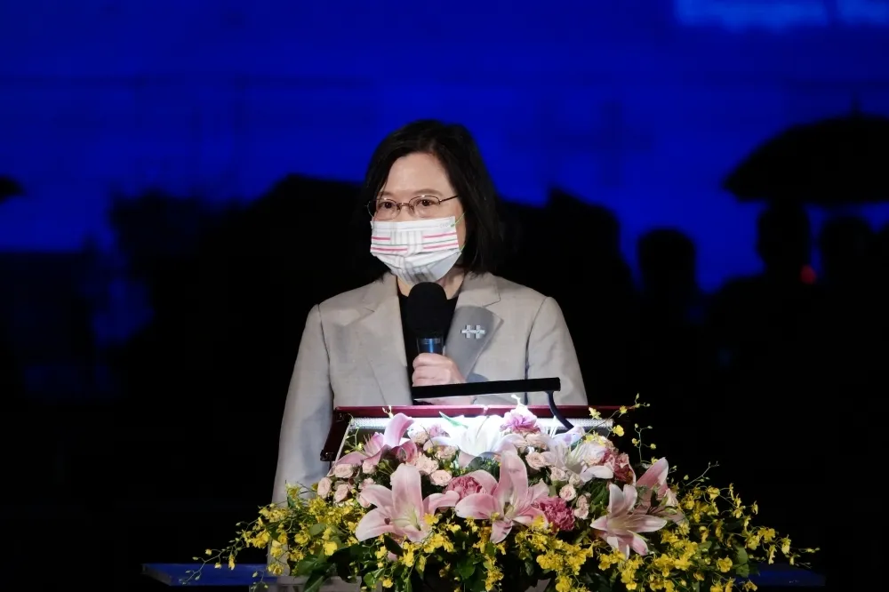 辣台妹硬了！解放軍機猖狂擾台　蔡英文正告北京克制「避免擦槍走火」