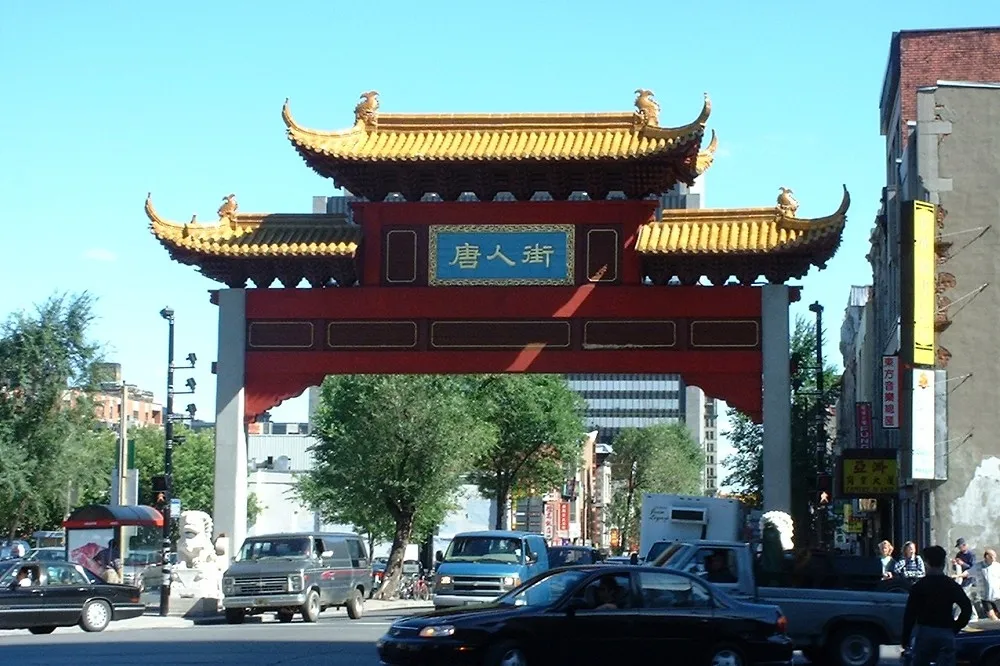 身在曹營心在漢　海外華人中的愛國賊